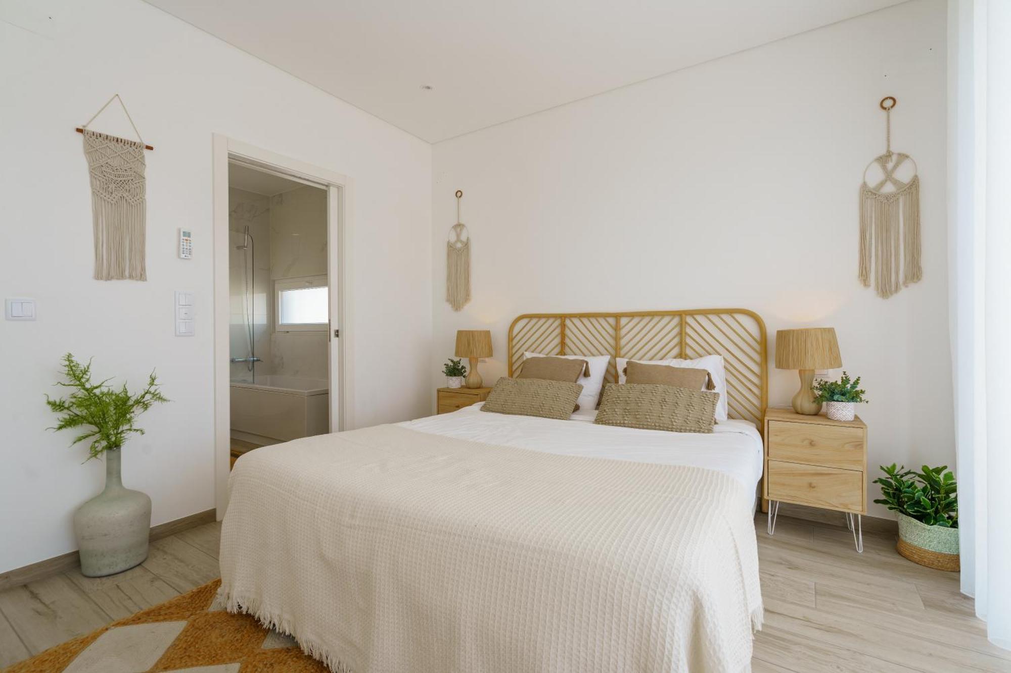 Paradise Villa, Luxury Villa Near The Beach Ribamar  Extérieur photo