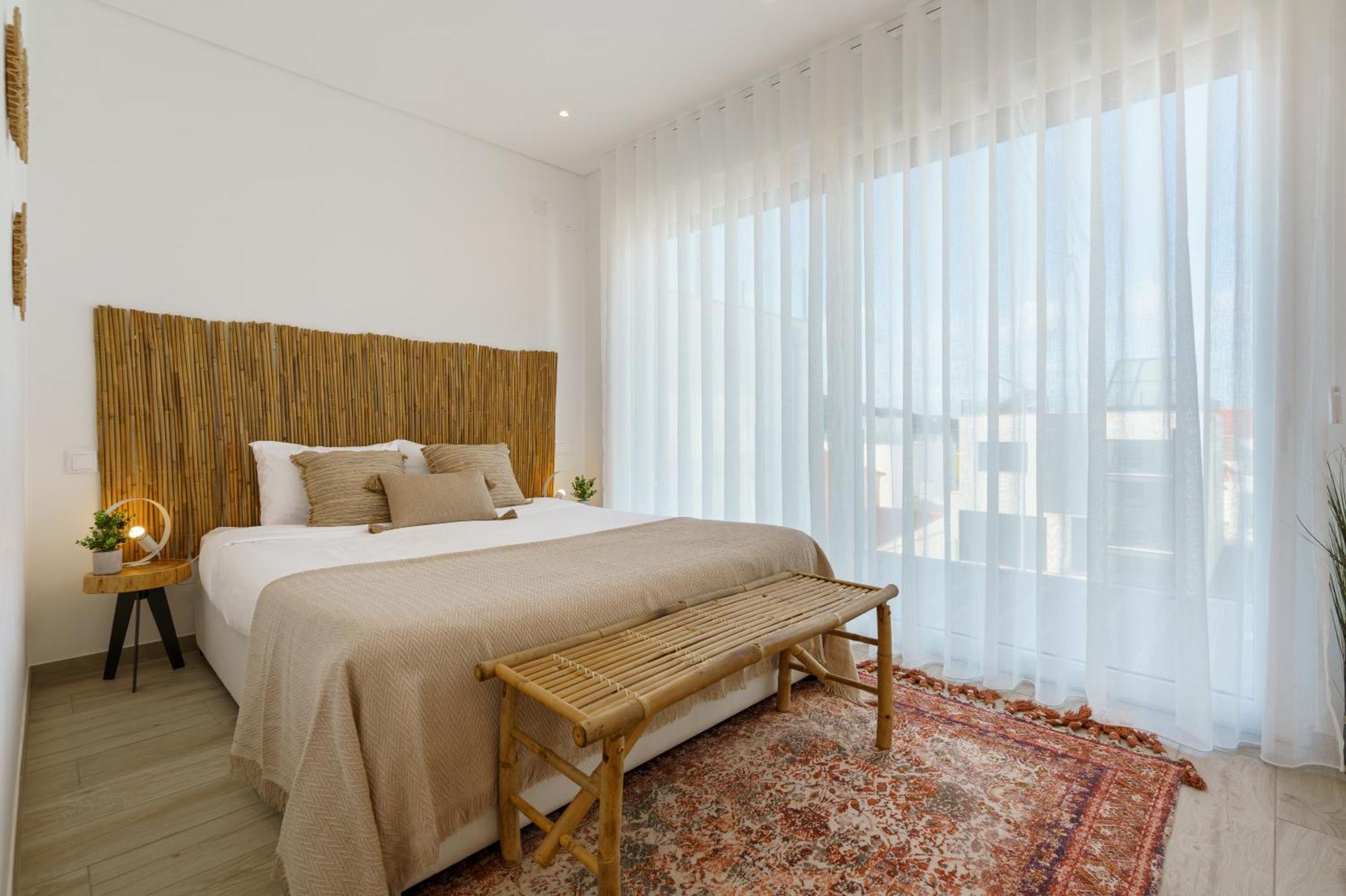 Paradise Villa, Luxury Villa Near The Beach Ribamar  Extérieur photo